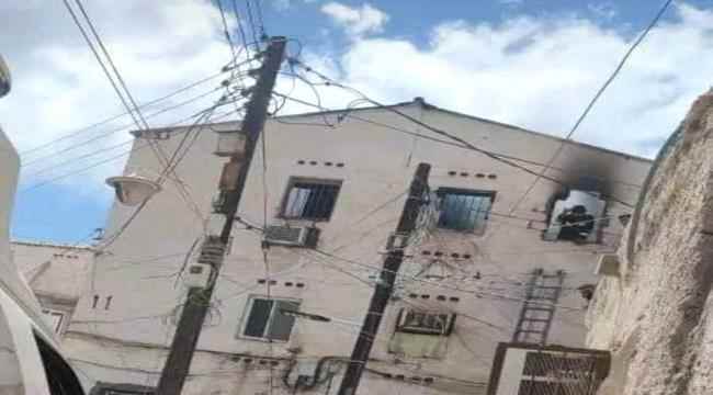 محافظ عدن يُعزي في ضحايا حريق القلوعة ويوجه برعاية المصابين ومساعدة المتضررين