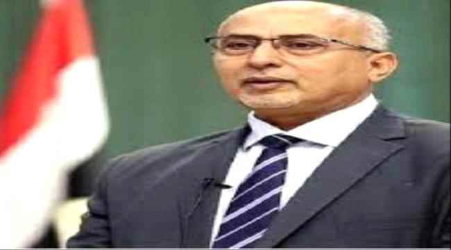 وزير سابق: يجب على الحكومة الوقوف أمام ظاهرة احتجاز إريتريا للصيادين اليمنيين