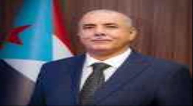بعد التحذير البريطاني.. الشعيبي يعلق على واقعة توجيه السفن من عدن للحديدة 