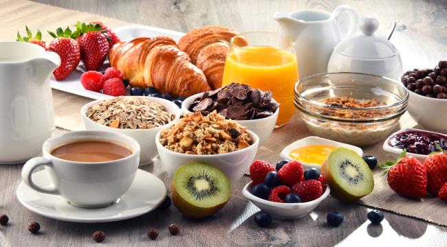 هل توجد علاقة بين وجبة الإفطار والحالة المزاجية؟