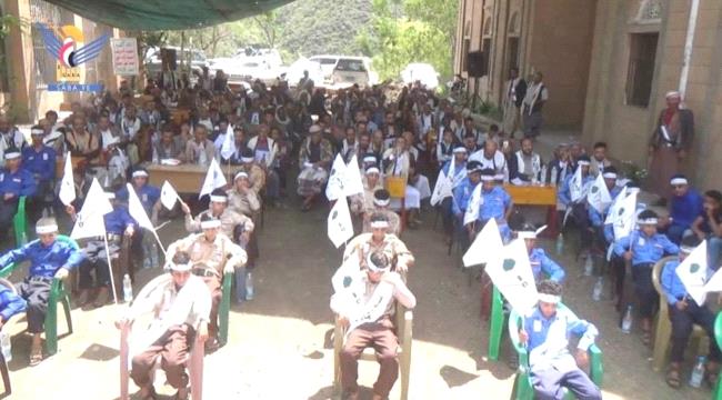 الحوثيون يكثّفون برامج التعبئة الطائفية في مدارس إب