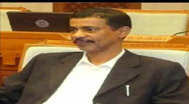العولقي يدعو إعلاميي وصحفيي أبين الى الإسراع في تسليم استمارات الانتساب لعضوية النقابة 