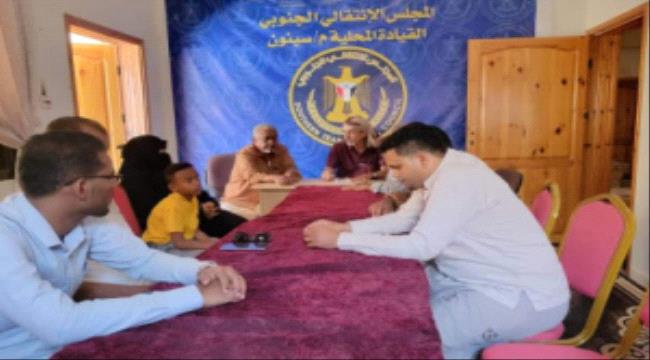 انتقالي سيئون يقف أمام الأوضاع المعيشية والخدمية بالمديرية