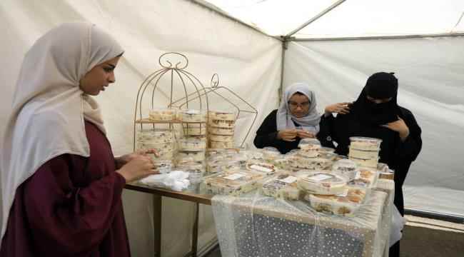 غلاء السكّر في اليمن يرهق المشاريع الصغيرة ويغير العادات الاستهلاكية