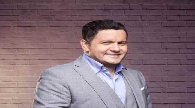 الفنان إدوارد يكشف حقيقة خلافه مع المخرج محمد سامي