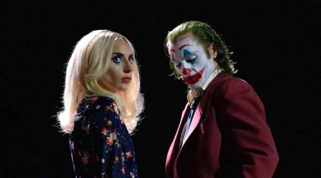 لقطات جديدة ليواكين فينيكس من فيلم "جوكر 2"