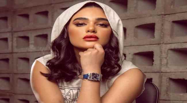 الفنانة الكويتية ليالي دهراب تبكي بسبب الوسط الفني والشهرة