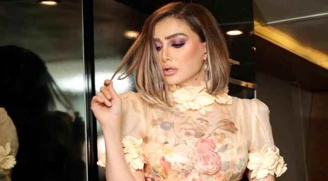 تألقي بفستان غادة عبد الرازق القصير.. هذا سعره