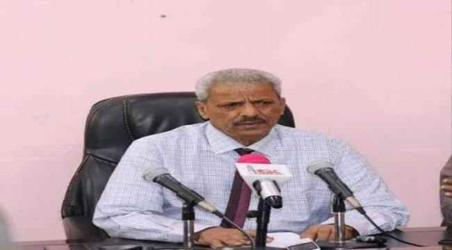 محافظ لحج يصدر" ٣ " قرارات جديدة لتصحيح العمل الإداري في المكاتب التنفيذي والسلطات المحلية