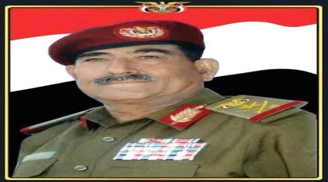 قتلت أحد أفراد حراسته.. قوة عسكرية تقتحم منزل وزير الدفاع بصنعاء