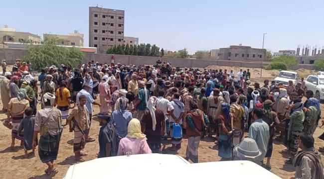 تشييع نجل محافظ لحج اللواء أحمد التركي بموكب جنائزي مهيب