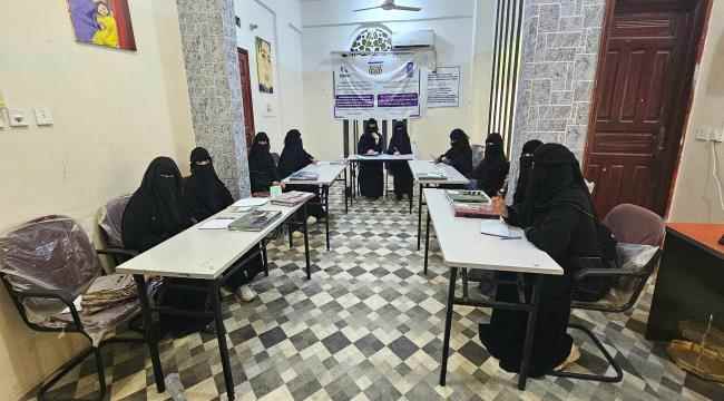 فتيات مأرب تدرب طالبات جامعة إقليم سبأ في مجال التوعية بمفاهيم السلام