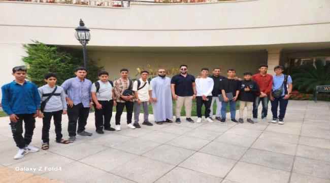 السقاف يتفقد أبناء عدن المشاركين ضمن الفريق الوطني ببطولة الروبوت والذكاء الاصطناعي بالأردن 