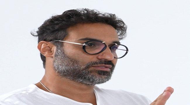 فيديو طريف لأحمد فهمي وأوس أوس.. هذا ما حصل في الطائرة