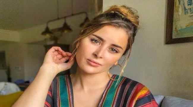 الفنانة عائشة بن أحمد تعود للسينما بعد غياب ثلاث سنوات