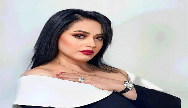الفنانة هند عاكف تعيد أزمة "فستان البطانة"