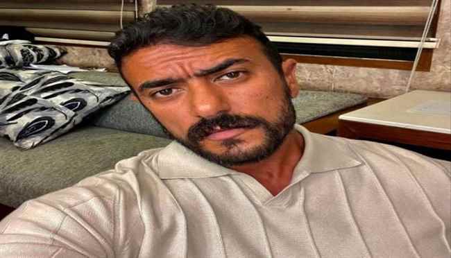 الفنان أحمد العوضي يوجّه رسالة إلى حبيبة معجب استغاث به