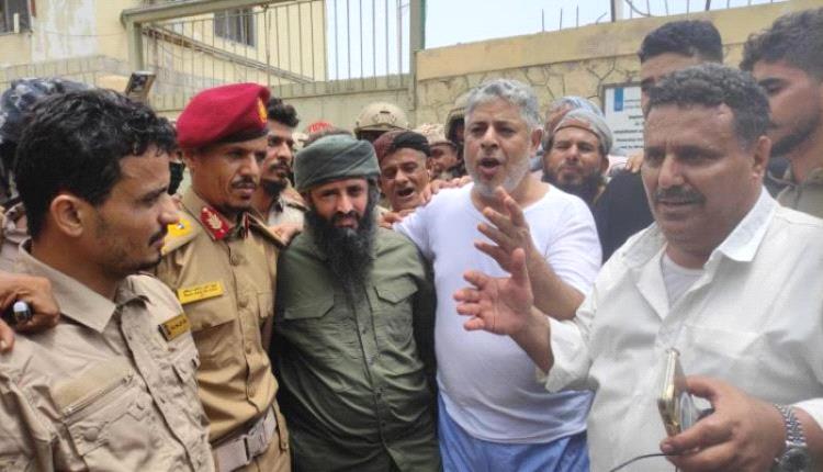 من هي الشخصية التي أجبرت والد الطفلة "حنين البكري" على العفو عن حسين هرهرة؟