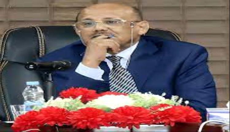 ما مصير محافظ البنك المركزي اليمني..وهل سيعود إلى عمله؟!
