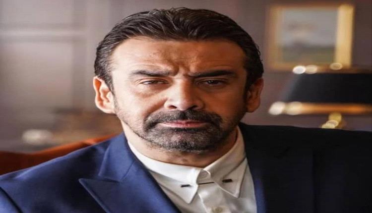 الفنان كريم عبد العزيز يتحدث عن والدته ومسرحيته الأخيرة وما تعلمه من علاء ولي الدين