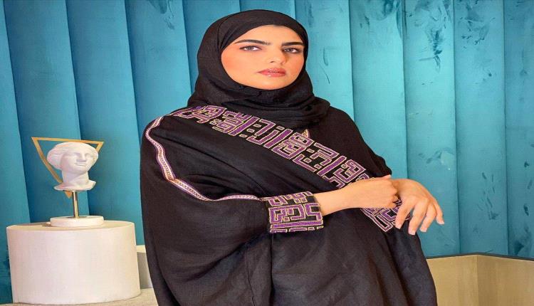 الفاشينيستا السعودية  سارة الودعاني تعلّق على أنباء ارتباط زوجها بامرأة أخرى