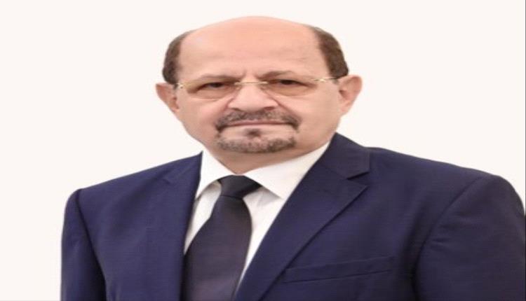 الوزير شائع الزنداني مشرفا" وشخصية وطنية