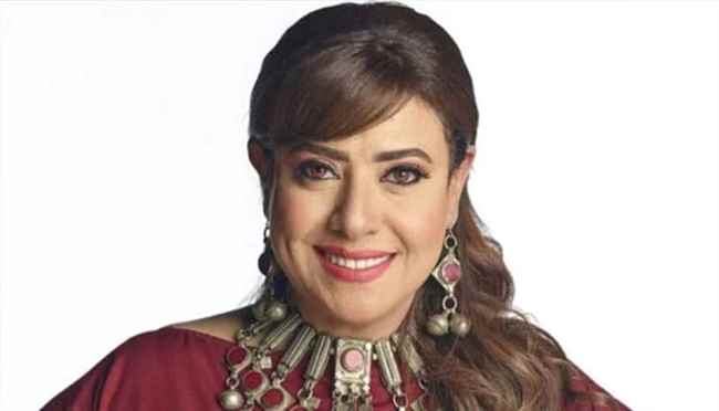الفنانة نشوى مصطفى تكشف مفاجأة عن الفنانة عبلة كامل بعد 33 سنة (فيديو)