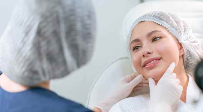 الأشهر في عمليات التجميل وهيا 7 وجهات عالمية