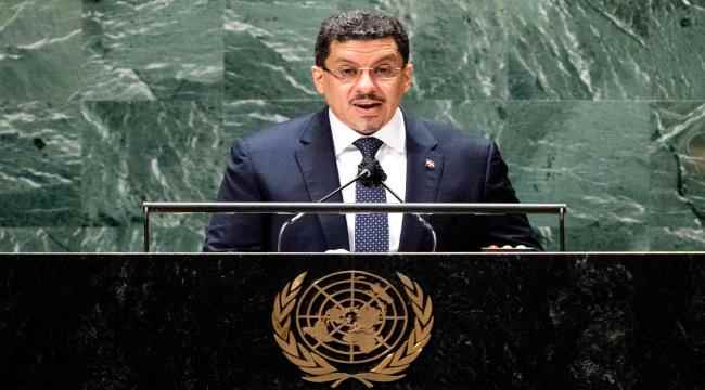 بن مبارك في مواجهة مع تردي الخدمات وتهاوي العملة اليمنية