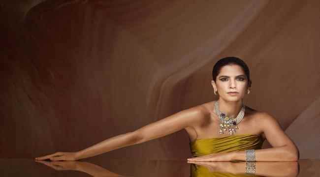 عزة فهمي وكارمن بصيبص سفيرةً لمجوهرات