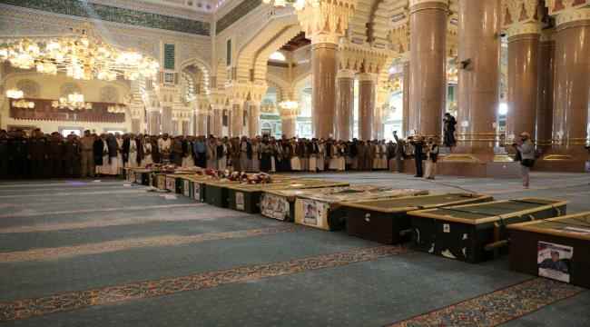 32 قتيلاً حوثياً بضربات غربية خلال شهر واحد