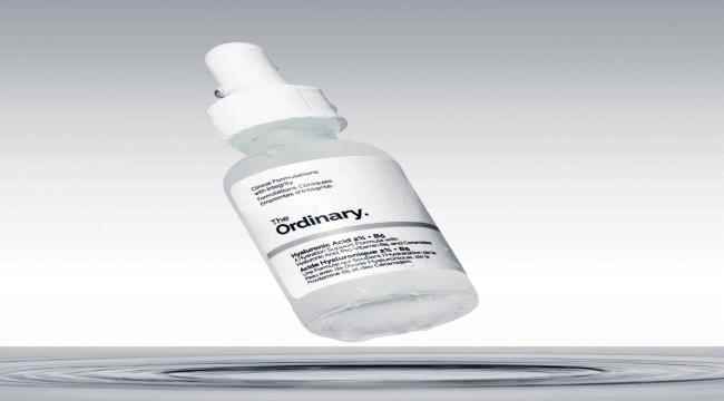 تركيبة جديدة للمستحضر الاستثنائي Hyaluronic Acid 2% + B5 من The Ordinary