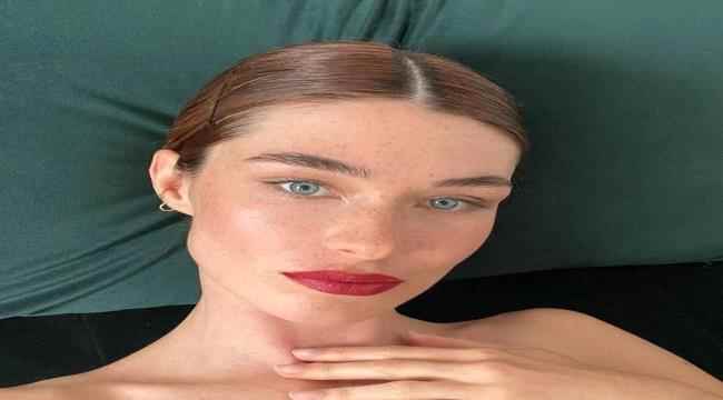 أحدث الصيحات المنتشرة على TikTok  مكياج الكرز Cherry Makeup