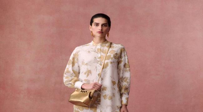 Alexander McQueen تطلق تشكيلتها الرمضانية المصغّرة الجديدة