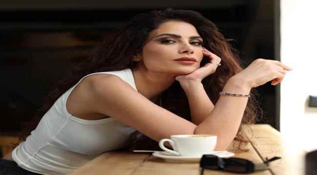 الفنانة صبا مبارك تكشف سرّاً عن قبولها العمل في مسلسل "بين السطور"