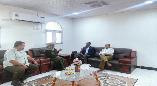 رئيس الجهاز المركزي للإحصاء يلتقي مدير منظمة UNDP في عدن 