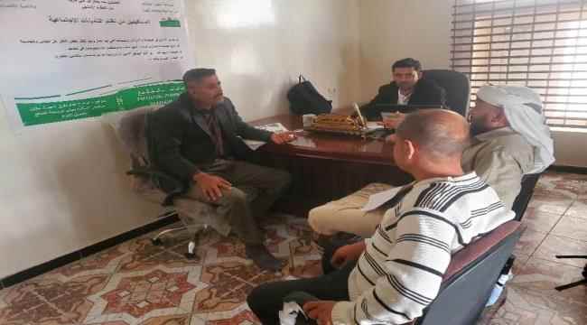 مدير مؤسسة التأمينات يستقبل في مكتبه مدير الصناعة والتجارة بالضالع