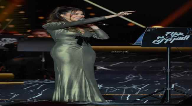 الفنانة نانسي عجرم تتفوّق على بريانكا شوبرا بالفستان عينه