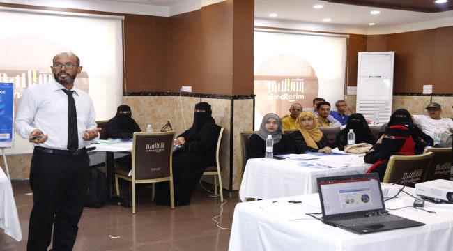 *أقامت ورشة العمل التعاونية الرابعة بحضور مدير عام دارسعد لتقييم مستوى تنفيذ المشاريع الخدمية والتنموية المنفذة بالمديرية*