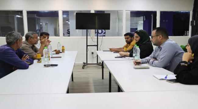 العماد يطلع على الأعمال الختامية لمشروع (مشتل افكار) 