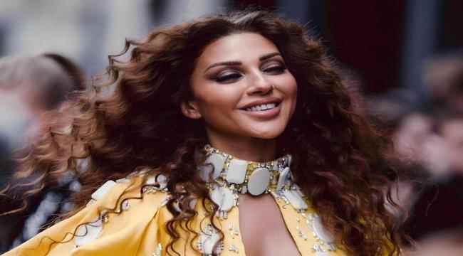 نجحت النجمة ميريام فارس في إثارة الضجة خلال حضورها أسبوع الموضة في باريس،