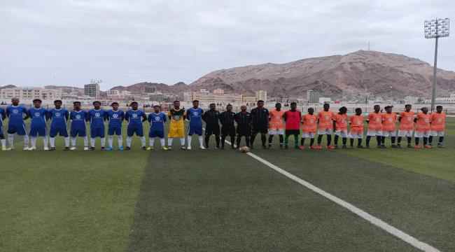 في أولى مباريات الدورالتمهيدي لكأس حضرموت الثامنة هلال فوة يكسب شباب ميفع بهدف وحيد بملعب بارادم بالمكلا 