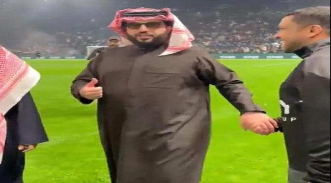 معالي المستشار تركي آل الشيخ تكفل بـ حفل اعتزال محمد الشلهوب