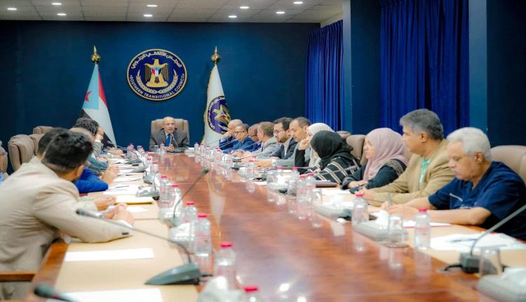 رئاسة الانتقالي تشدد على سرعة ضبط الجناة بقضية اختطاف المواطن عشال وإحالتهم للقضاء
