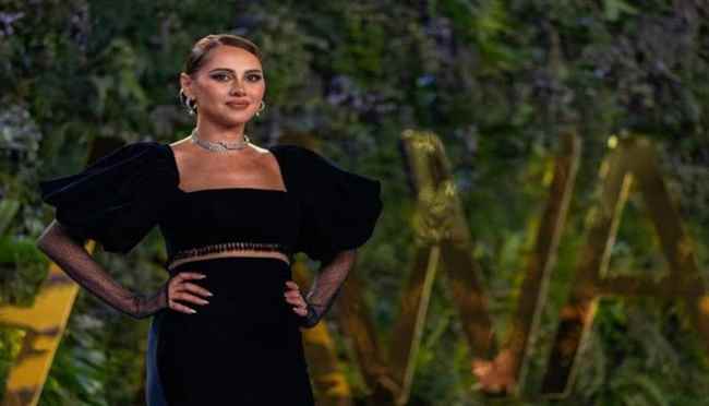 الظهور الأول للفنانة ياسمين رئيس بعد أيام من زفافها