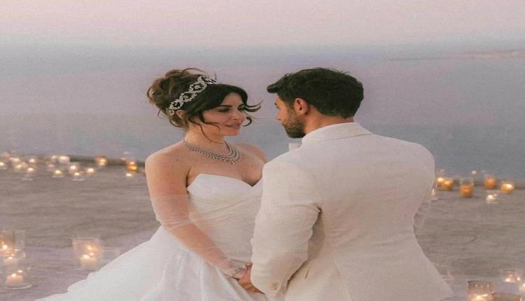 أول تعليق لنجمة سارة أبي كنعان بعد زفافها المميّز ونصيحة من العريس