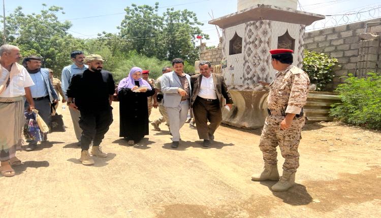 اللجنة الوطنية للتحقيق تنفذ نزولا ميدانيا إلى مراكز احتجاز السجناء في الأمن السياسي والاستخبارات العسكرية بمأرب 
