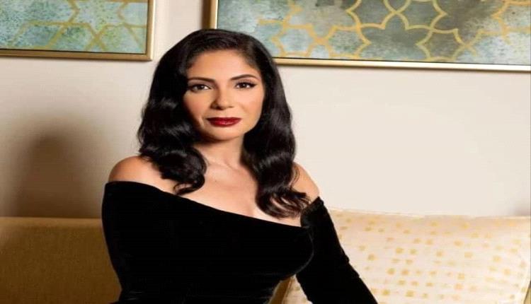 الفنانة منى زكي تتنازل عن دعوى اتّهامها ليوتيوبر بسبّها