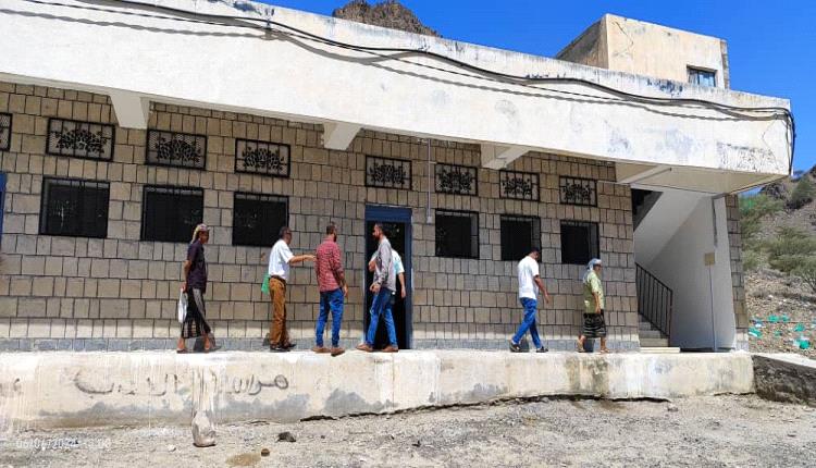 منظمة رعاية الأطفال تسلم تربية حبيل جبر بلحج المدارس المستهدفة بعد صيانتها وترميمها ( ضمن مشروع بوابة التعليم)
