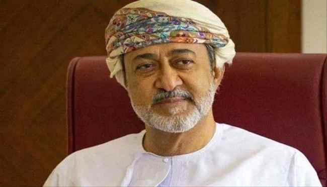 إلى سلطان عمان.. “خنجرُ ابنِ العمِّ لابنِ العمِّ أذبح”!